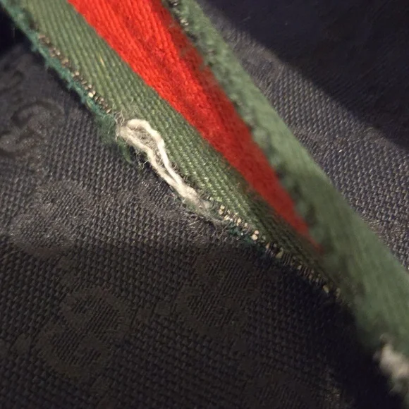 Authentic Gucci GG Supreme Monogram Web Stripe Crossbody Messenger Bag Unisex - Picture 9 of 9